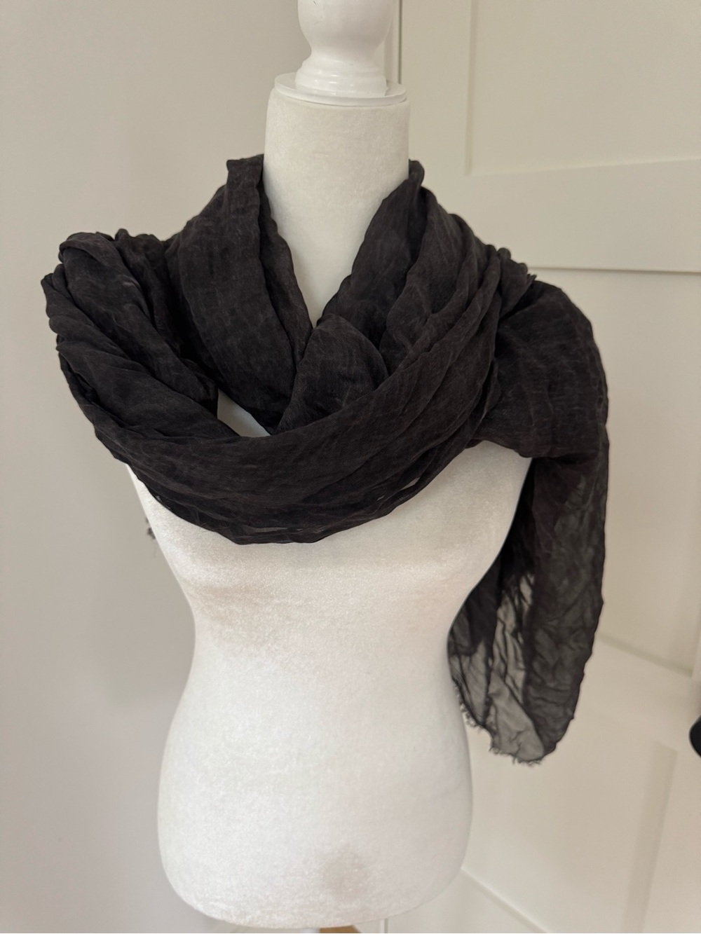 Look black scarf